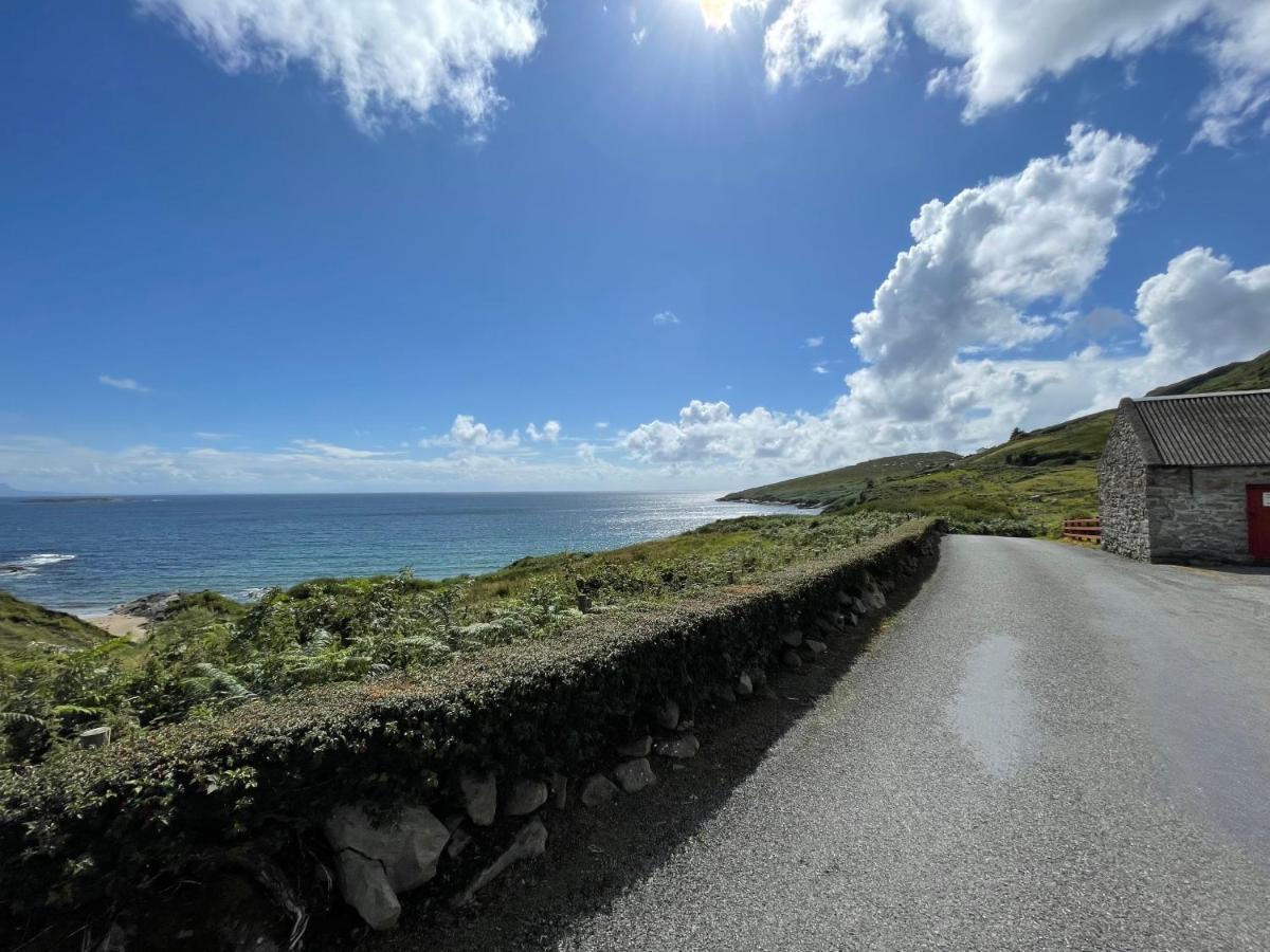 Anne'S Thatched Cottage Kilcar Exterior foto